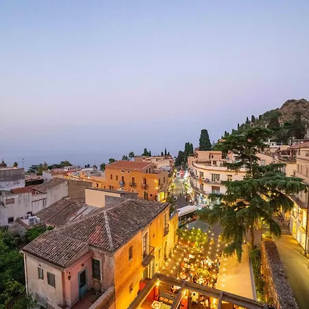 La Terrazza Di Porta Messina Guest house *