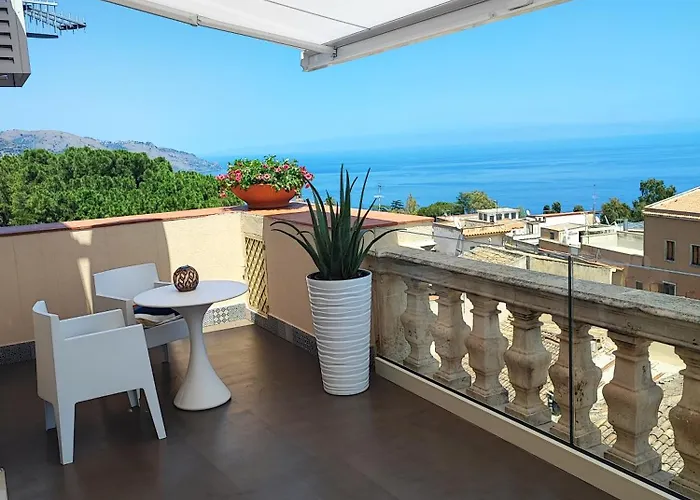 La Terrazza Di Porta Messina Πανσιόν