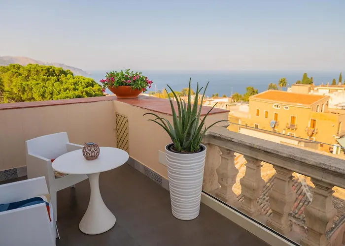 La Terrazza Di Porta Messina Ταορμίνα