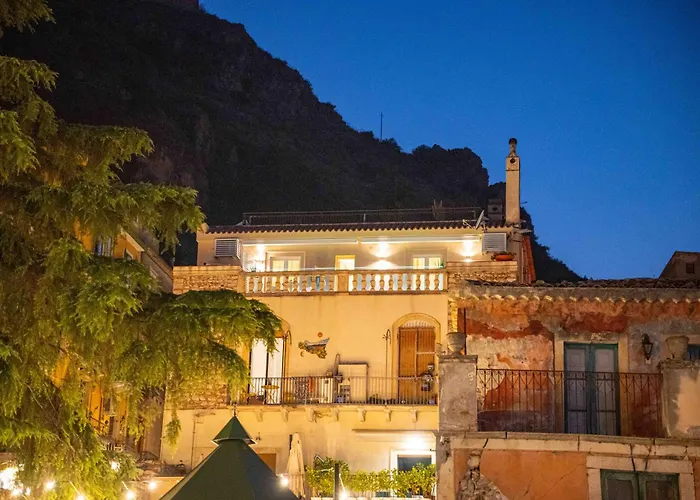 La Terrazza Di Porta Messina Πανσιόν Ταορμίνα