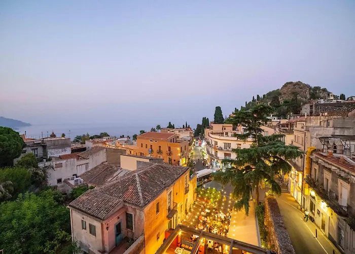 La Terrazza Di Porta Messina Πανσιόν 4*