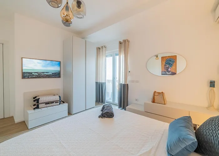 Πανσιόν La Terrazza Di Porta Messina 4*